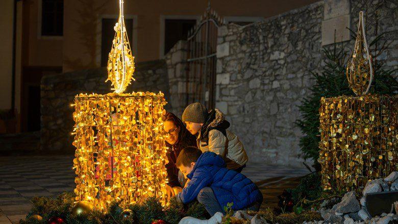 Paljenje I. Adventske svijeće