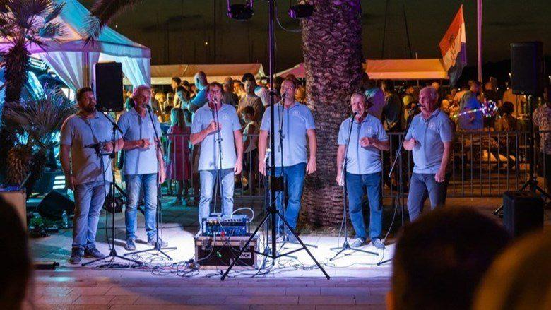 Koncert klape Čikat - Artatore